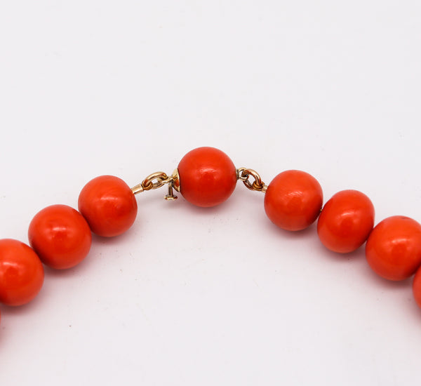 Mid Century 1950 Graduated Coral Beads Necklace Mount In 18Kt Yellow Gold