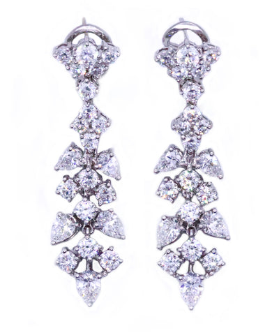 PLATINUM EARRINGS 1950'S WITH EXCEPTIONAL CASCADE OF DIAMONDS