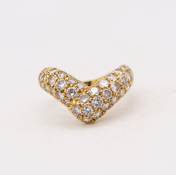 (S)Van Cleef And Arpels 1976 Paris V Ring In 18Kt Yellow Gold With 1.06 Cts In Pave Diamonds