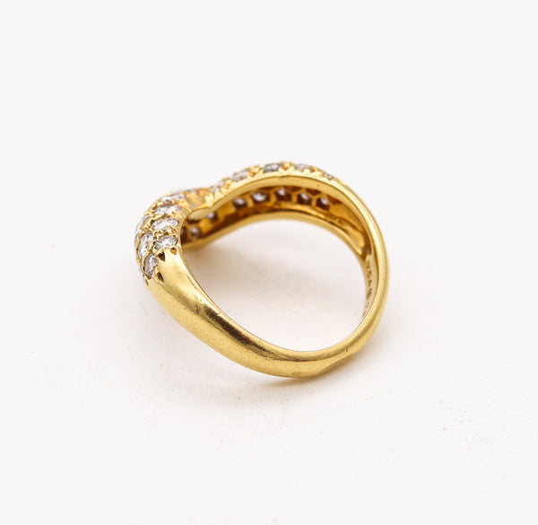 (S)Van Cleef And Arpels 1976 Paris V Ring In 18Kt Yellow Gold With 1.06 Cts In Pave Diamonds