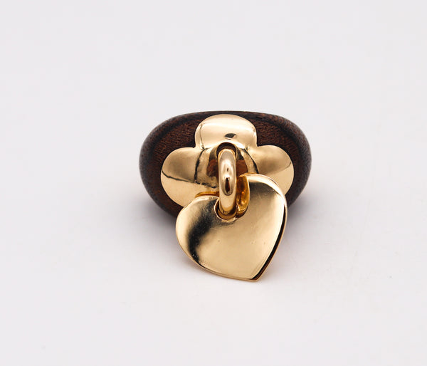 -Van Cleef & Arpels 1970 Paris Movable Heart Ring In 18Kt Yellow Gold With Carved Wood