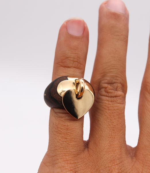 -Van Cleef & Arpels 1970 Paris Movable Heart Ring In 18Kt Yellow Gold With Carved Wood