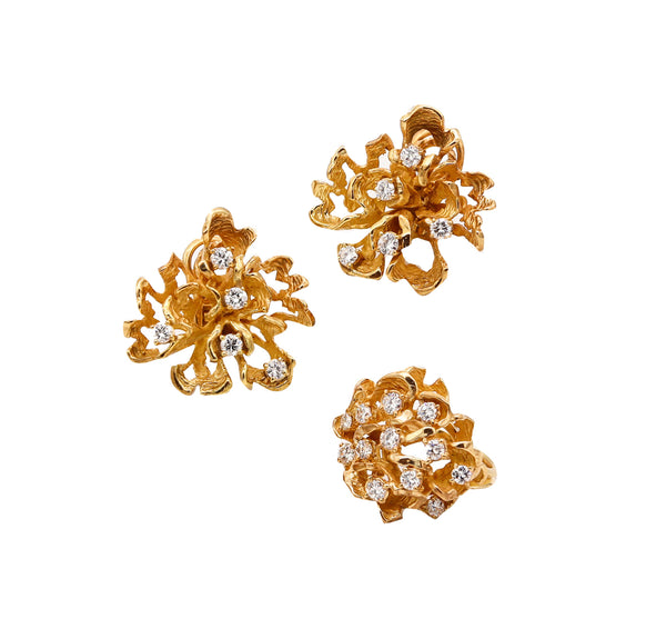 Boucheron Paris 1950 Rare Suite of Earrings And Ring In 18Kt Gold With 2.16 Ctw Diamonds