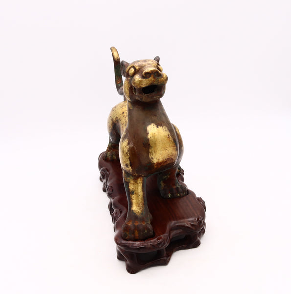 *China Qing Dynasty 18th Century Male Foo Dog Lion Guardian In Gilded Bronze