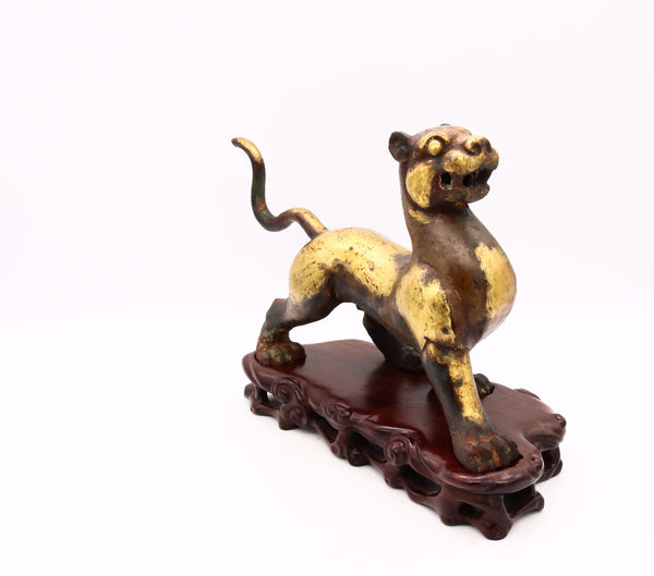 *China Qing Dynasty 18th Century Male Foo Dog Lion Guardian In Gilded Bronze