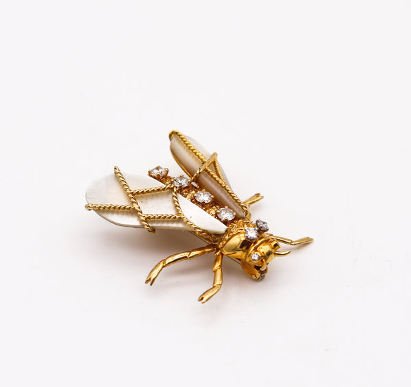 -Chaumet Paris 1960 Jeweled Bee Brooch In 18Kt Yellow Gold With 1.14 Ctw In Diamonds