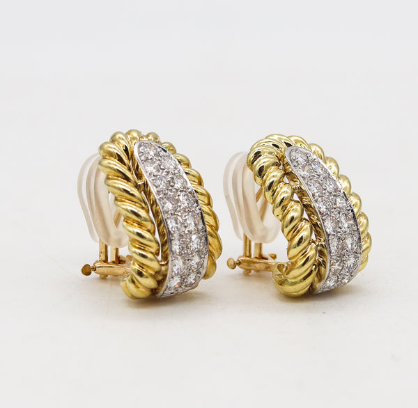 *Henry Dunay New York Twisted Rope Earrings in 18Kt Yellow Gold With 2.10 Ctw In Diamonds