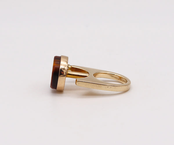 -Geometric Retro Modernist 1970 Sculptural Ring In 14Kt Gold With Tiger Quartz Diamond