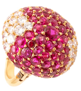 *Cocktail ring in 18 kt yellow gold with 7.35 Ctw of diamonds and Burmese ruby