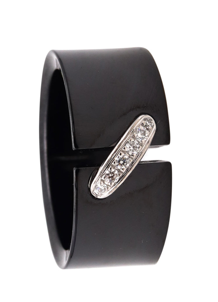 *Chaumet Paris ceramic liens ring in 18 kt white gold with VS diamonds