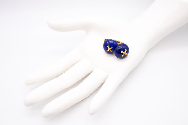 Modern Pair Of Cufflinks In Textured 18Kt Yellow Gold With Lapis Lazuli