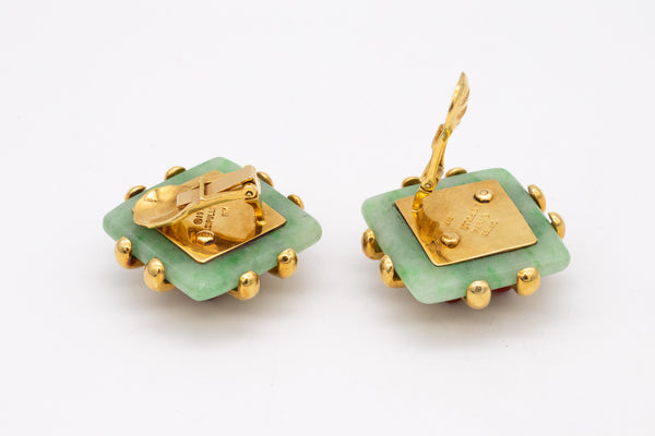 *Cartier 1974 Aldo Cipullo geometric clip-earrings in 18 kt yellow gold with jadeite & carnelian