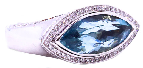 HANS D KRIEGER 18 KT GOLD LARGE AQUAMARINE & DIAMONDS RING