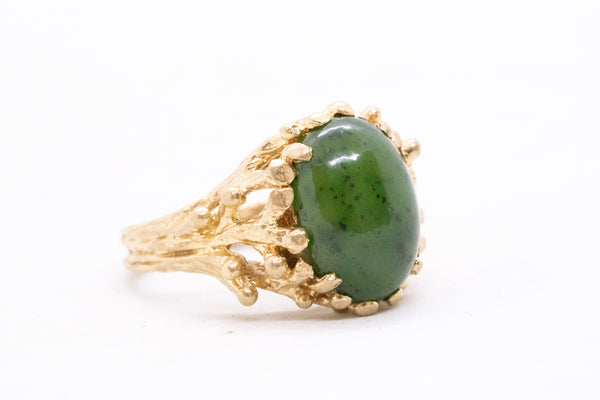 ORGANIC VINTAGE 14 KT GOLD RING WITH A 6.08 Cts NEPHRITE JADE