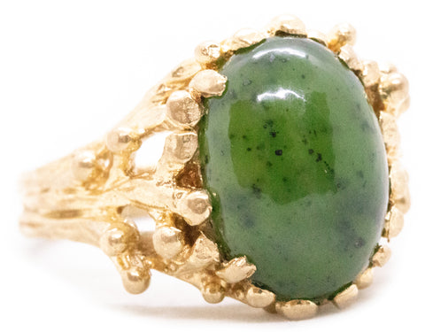 ORGANIC VINTAGE 14 KT GOLD RING WITH A 6.08 Cts NEPHRITE JADE