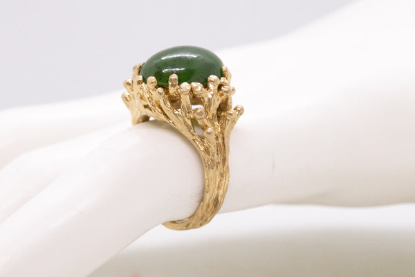 ORGANIC VINTAGE 14 KT GOLD RING WITH A 6.08 Cts NEPHRITE JADE