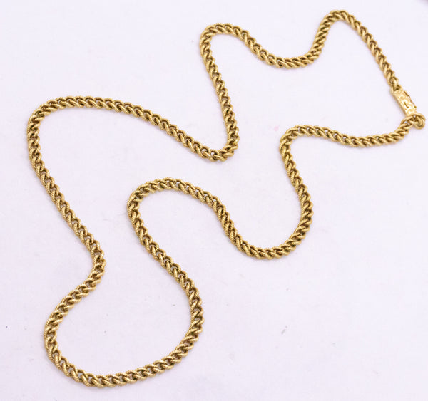 CHAUMET PARIS 18 KT GOLD TEXTURED LONG CHAIN