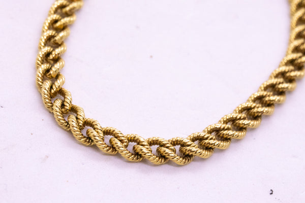 CHAUMET PARIS 18 KT GOLD TEXTURED LONG CHAIN