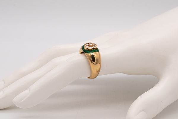 *Mellerio Dits Meller Paris Cocktail ring in 18 kt yellow gold with enamel and VS Diamonds