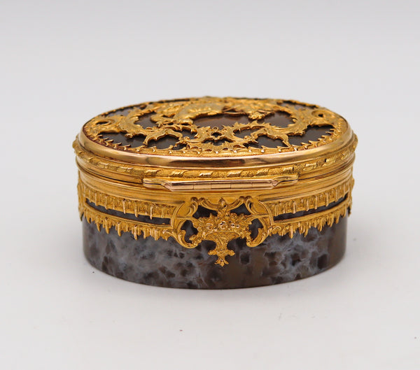 French 1819 1838 Baroque Louis XV Snuff Box In Carved Agate And Chiseled 18Kt Gold