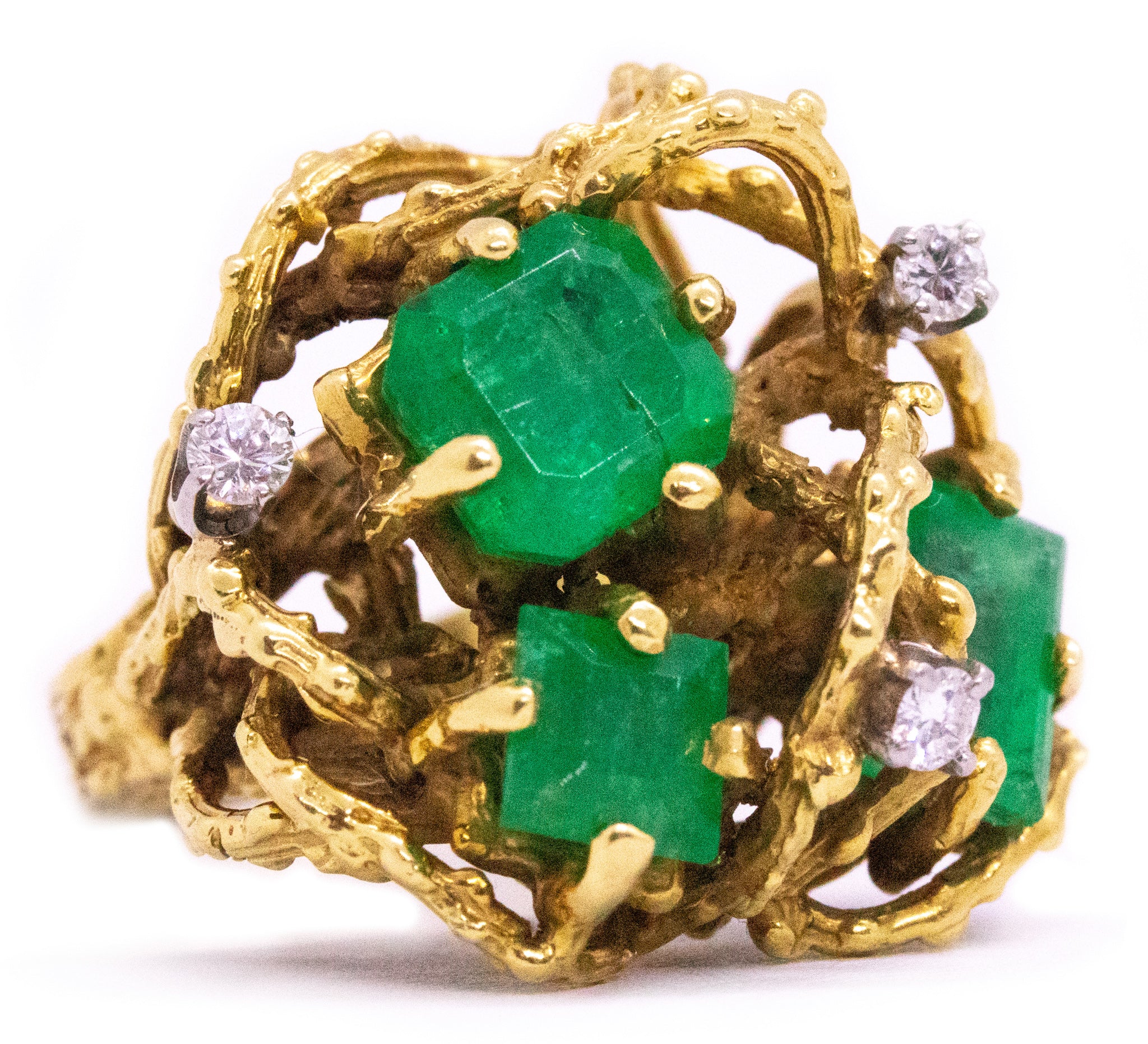 Mid Century 1960 Retro Organic Ring In 18Kt Yellow Gold With 5.05 Cts In Emerald And Diamonds