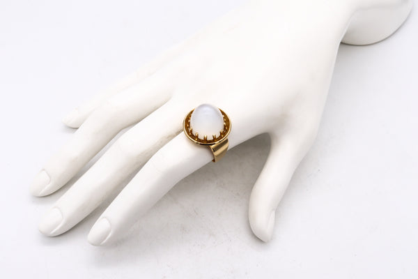 *Gubelin 1960 Zurich 18 kt geometric ring with 23.34 cts Cat's eye Moonstone