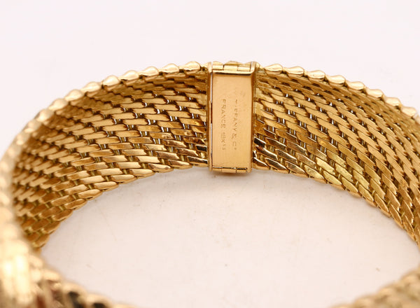 *Tiffany & Co. France 1960 by L’Enfant rare 18 kt gold mesh bracelet bangle