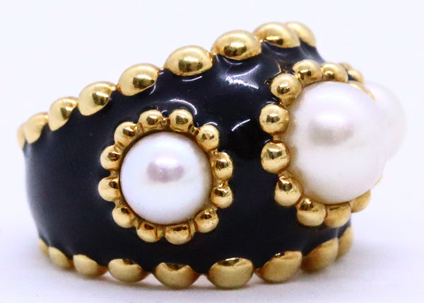 CHANEL FRANCE 18 KT GOLD BLACK ENAMEL RING WITH 3 GENUINE PEARLS