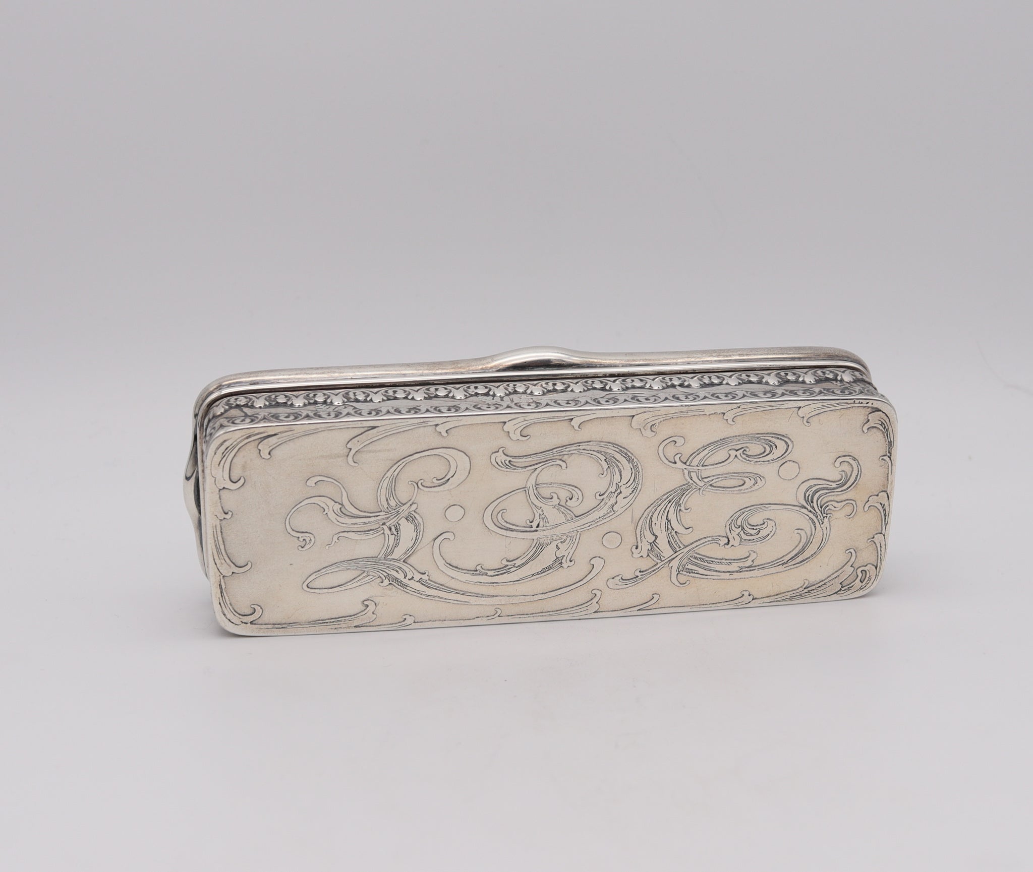 Tiffany & Co 1889 Art Nouveau Very Rare Lap Over Edge