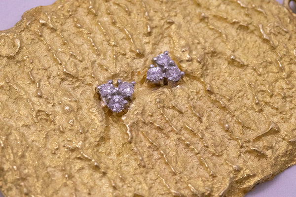 VAN CLEEF & ARPELS NEW YORK RARE 18 KT GOLD PENDANT WITH DIAMONDS