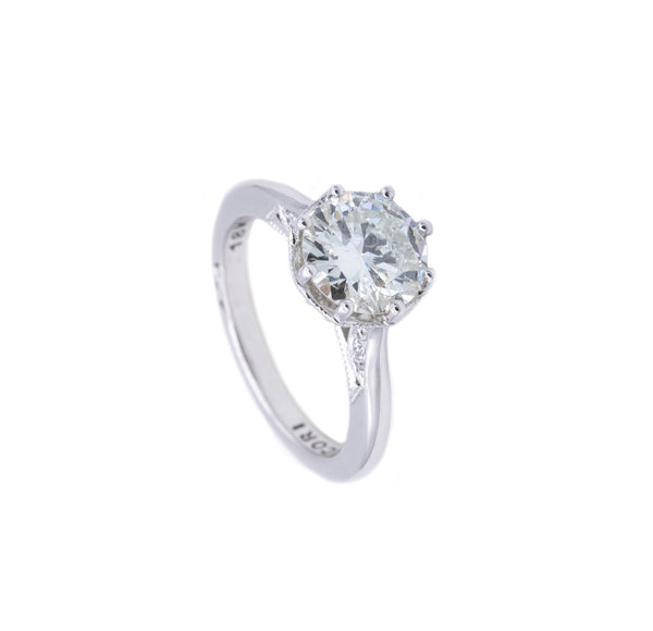 *Tacori Engagement Solitaire Ring in 18Kt White Gold With 1.74 Ctw In Diamonds