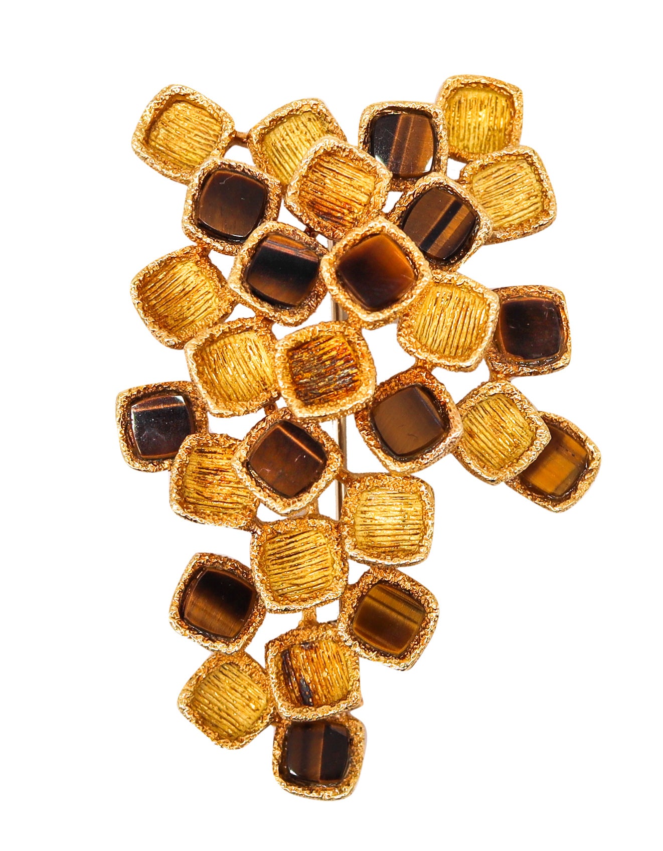 French 1970 Modernist Brooch In Textured 18Kt Yellow Gold With Tiger Eye Quartz