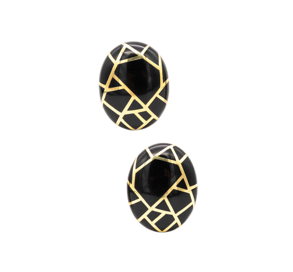 *Angela Cummings 1986 New York studios Geometric earrings in 18 kt yellow gold with black jade