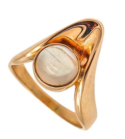 -Scandinavian Danish Ring In 14Kt Yellow Gold With 2 Cts In Carats Eye Moonstone