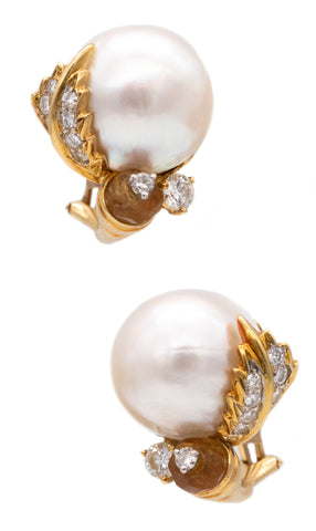 SEAMAN SCHEPPS 18 KT GOLD EARRINGS WITH 15 MM PEARLS AND VS DIAMONDS