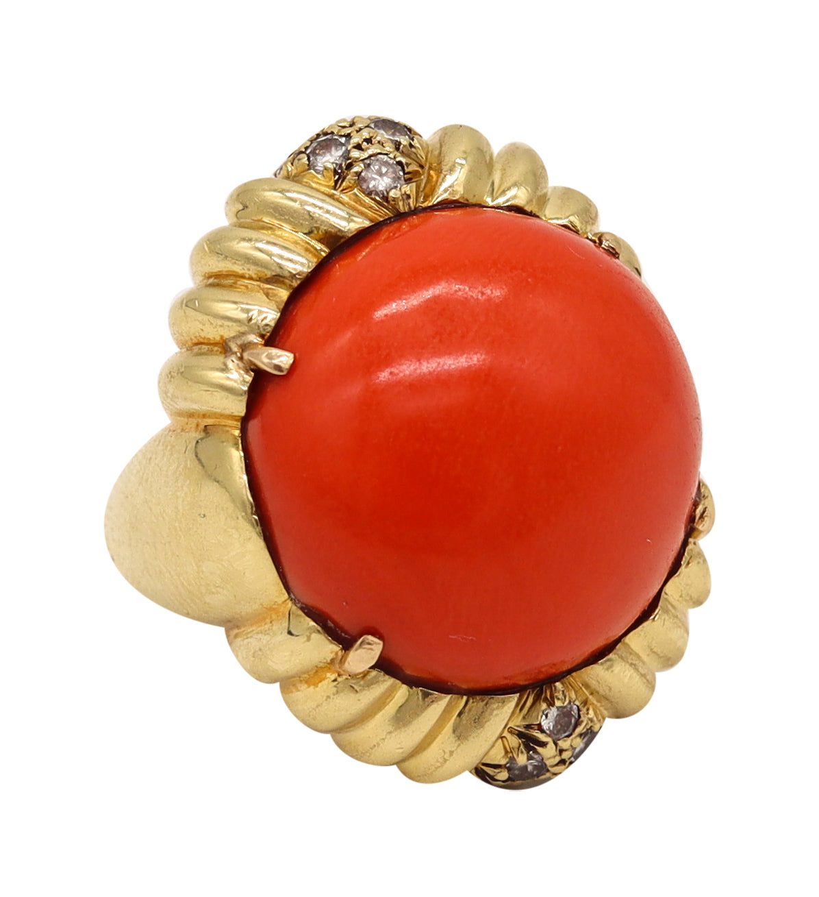 MODERNIST 1970 Cocktail Ring In 18Kt Yellow Gold With 26.89 Cts In Red Coral & Diamonds