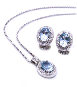 AQUAMARINE AND DIAMONDS 18 KT GOLD SET OF EARRINGS AND NECKLACE