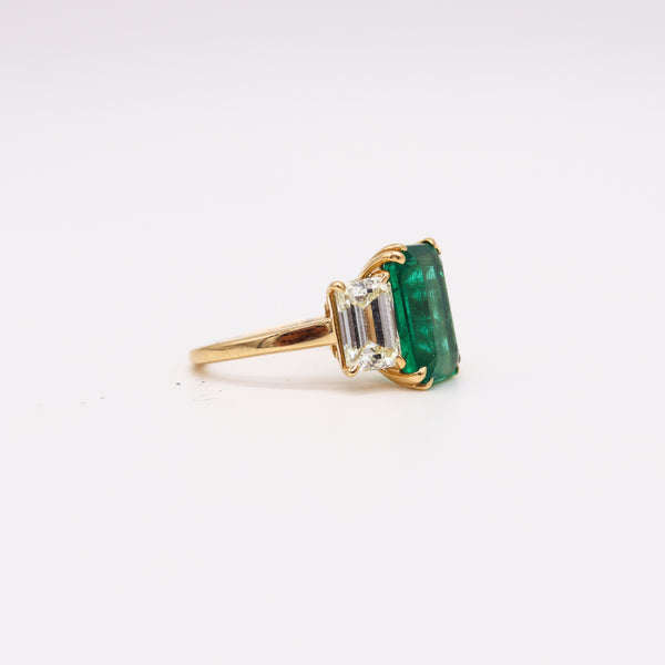 AGL Certified Cocktail Ring With 8.17 Cts Emerald And Diamonds In 18Kt Yellow Gold