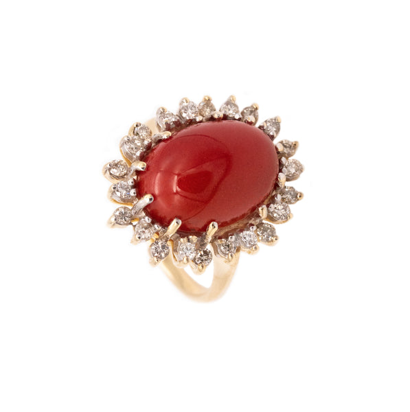 ITALIAN COCKTAIL RING IN 14 KT GOLD WITH 7.66 Ctw IN DIAMONDS AND RED CORAL