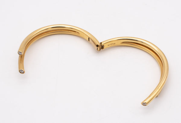*Gubelin 1970 Swiss tubular bangle bracelet in 18 kt yellow gold with VS diamonds