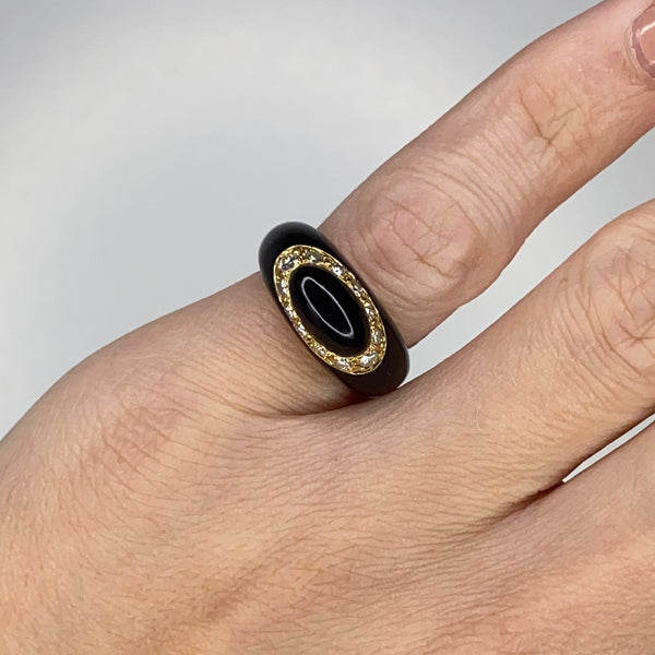 Van Cleef And Arpels 1970 Paris Onyx Bombe Ring In 18Kt Yellow Gold With Diamonds