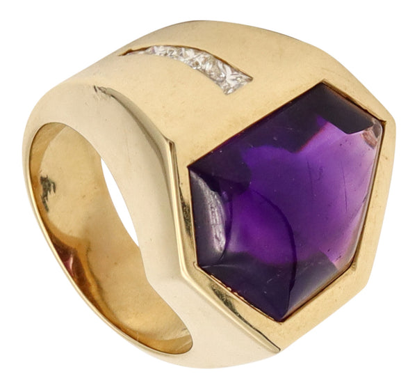 Modernist Asymmetric Ring In 18Kt Gold With 9.27 Cts In Diamonds And Amethyst