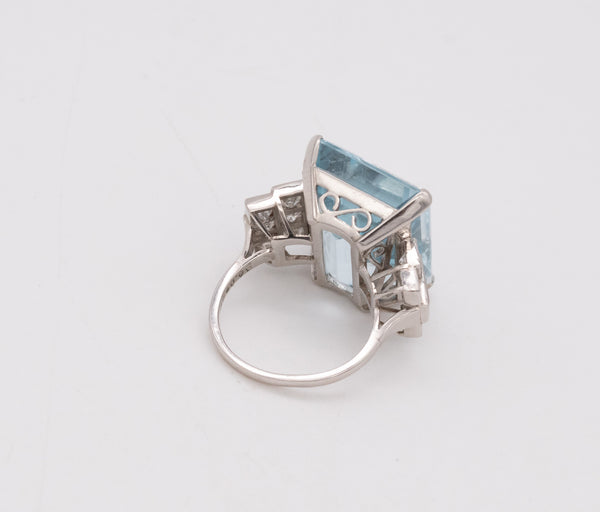 (S)Platinum 1940 Art Deco Classic Ring With 28.44 Cts In Aquamarine And Diamonds