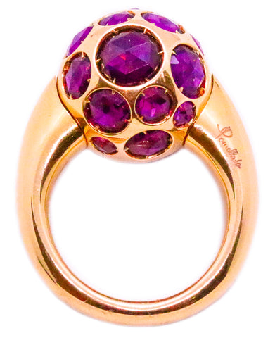 *Pomellato Milan 18 kt gold "Harem" ring with 12.38 Cts Rhodolite red garnets