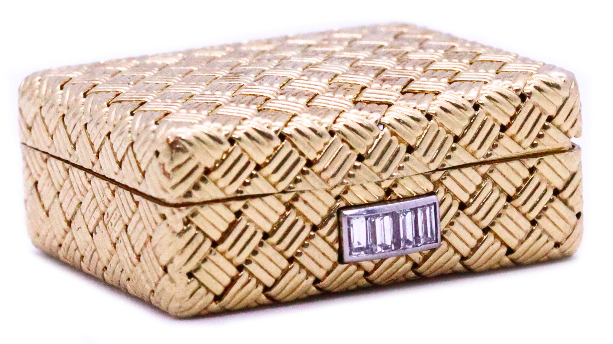 CARTIER 1950 VINTAGE 18 KT GOLD MESH PILL BOX WITH DIAMONDS