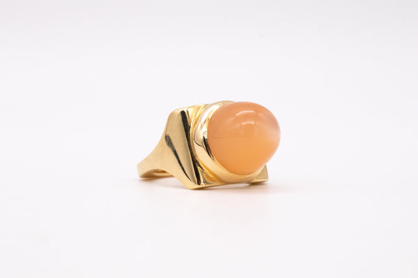 CARTIER 1970 DINH VAN GEOMETRIC RING IN 18 KT GOLD WITH 8.66 Cts CAT'S EYE MOONSTONE