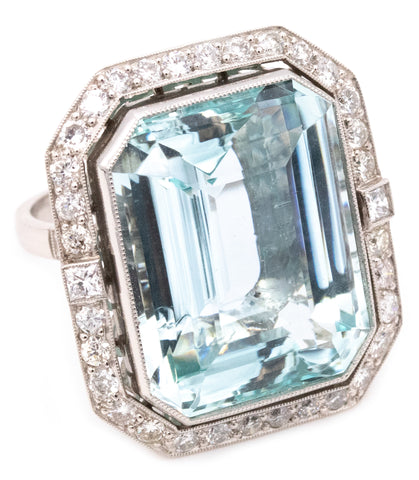 PLATINUM 1940 ART DECO COCKTAIL RING WITH 35.77 Cts IN DIAMONDS & AQUAMARINE