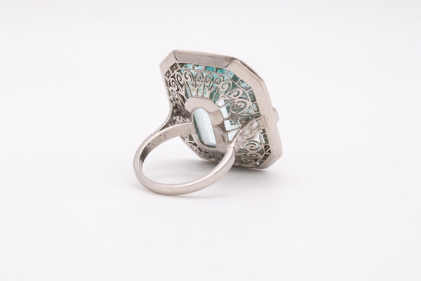 PLATINUM 1940 ART DECO COCKTAIL RING WITH 35.77 Cts IN DIAMONDS & AQUAMARINE