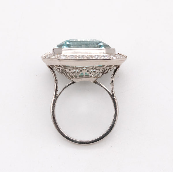 PLATINUM 1940 ART DECO COCKTAIL RING WITH 35.77 Cts IN DIAMONDS & AQUAMARINE