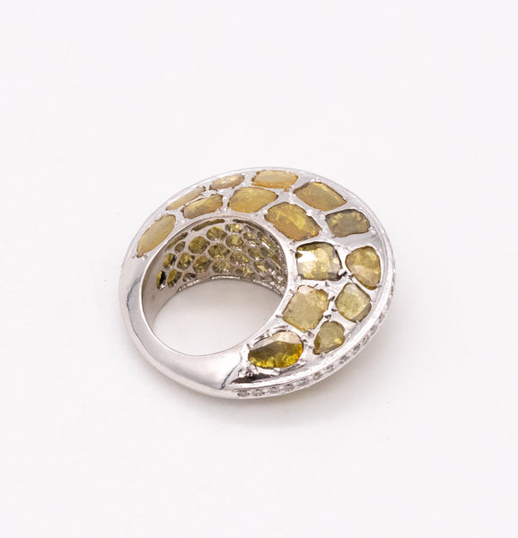 *Vivaan edgy cocktail ring in 18 kt white gold with 12.45 Ctw of natural fancy yellow diamonds